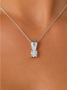 Solid 10K White Gold Natural Diamond Drop Pendant 0.30ctw 5-Stone LOVE Stamped